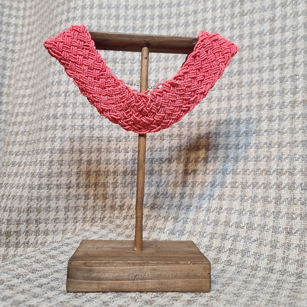 Coral bib chunky necklace
